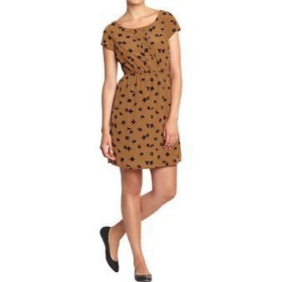 Old Navy Dresses & Skirts - Old Navy Tan & Black Bird Print Cap Sleeve Dress - Large